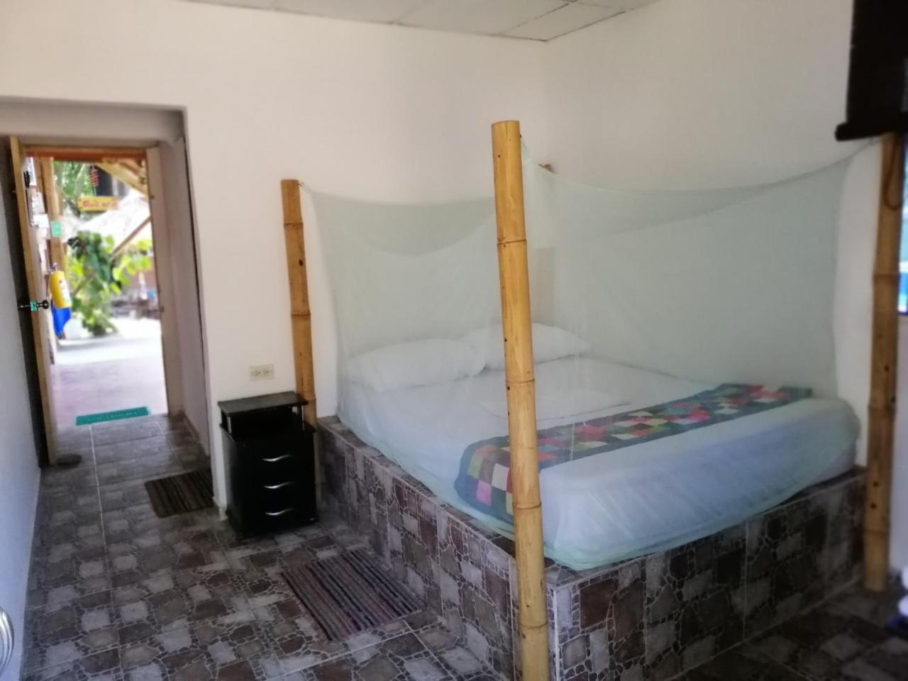 La Natura Hostel & Pool Palomino Ngoại thất bức ảnh
